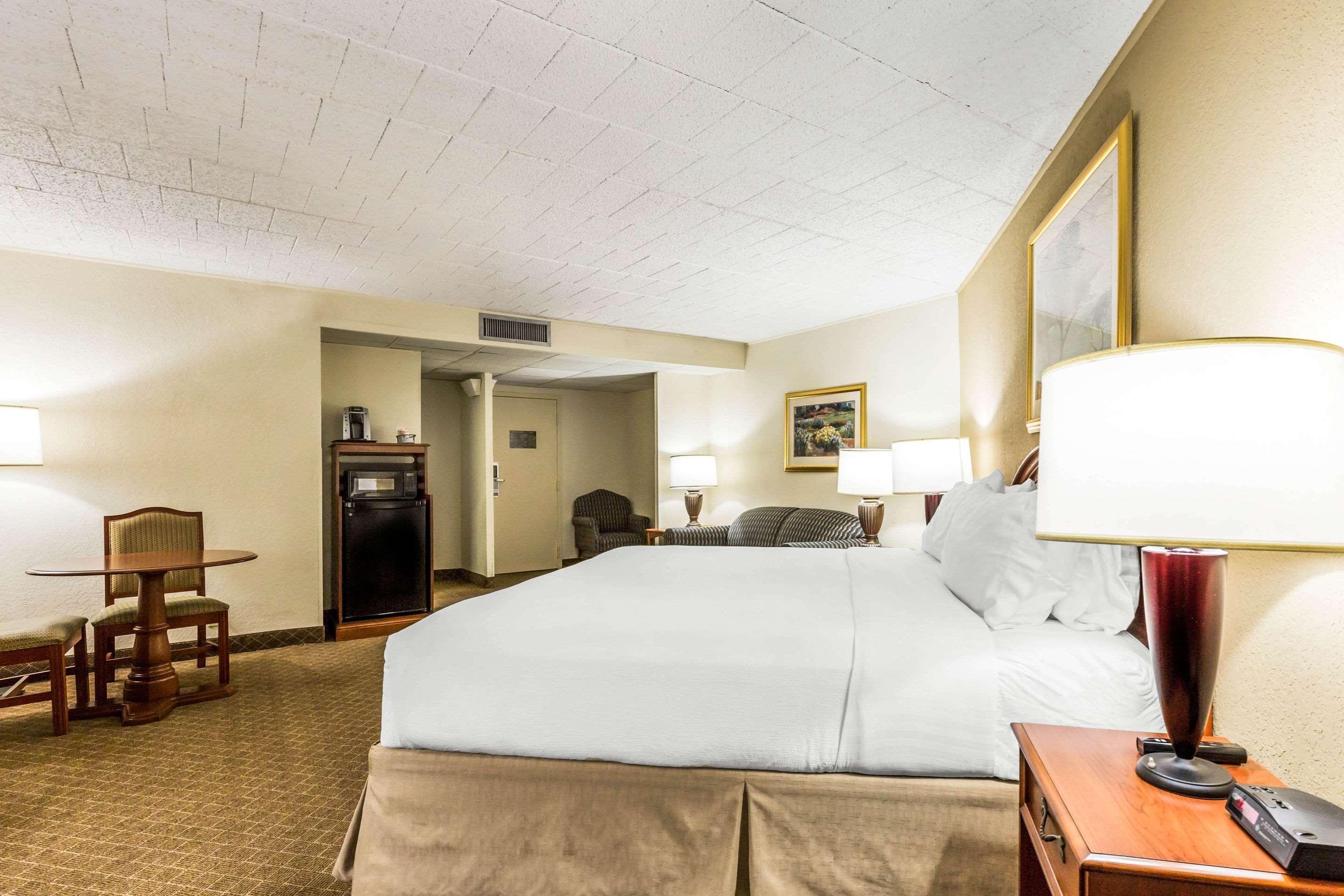 Clarion Inn Frederick Event Center Luaran gambar