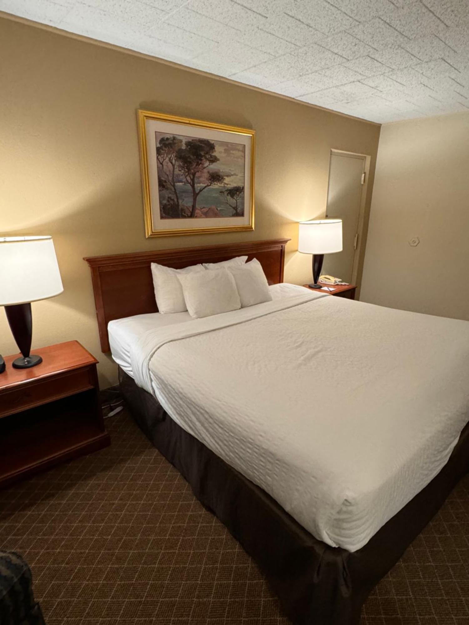 Clarion Inn Frederick Event Center Luaran gambar