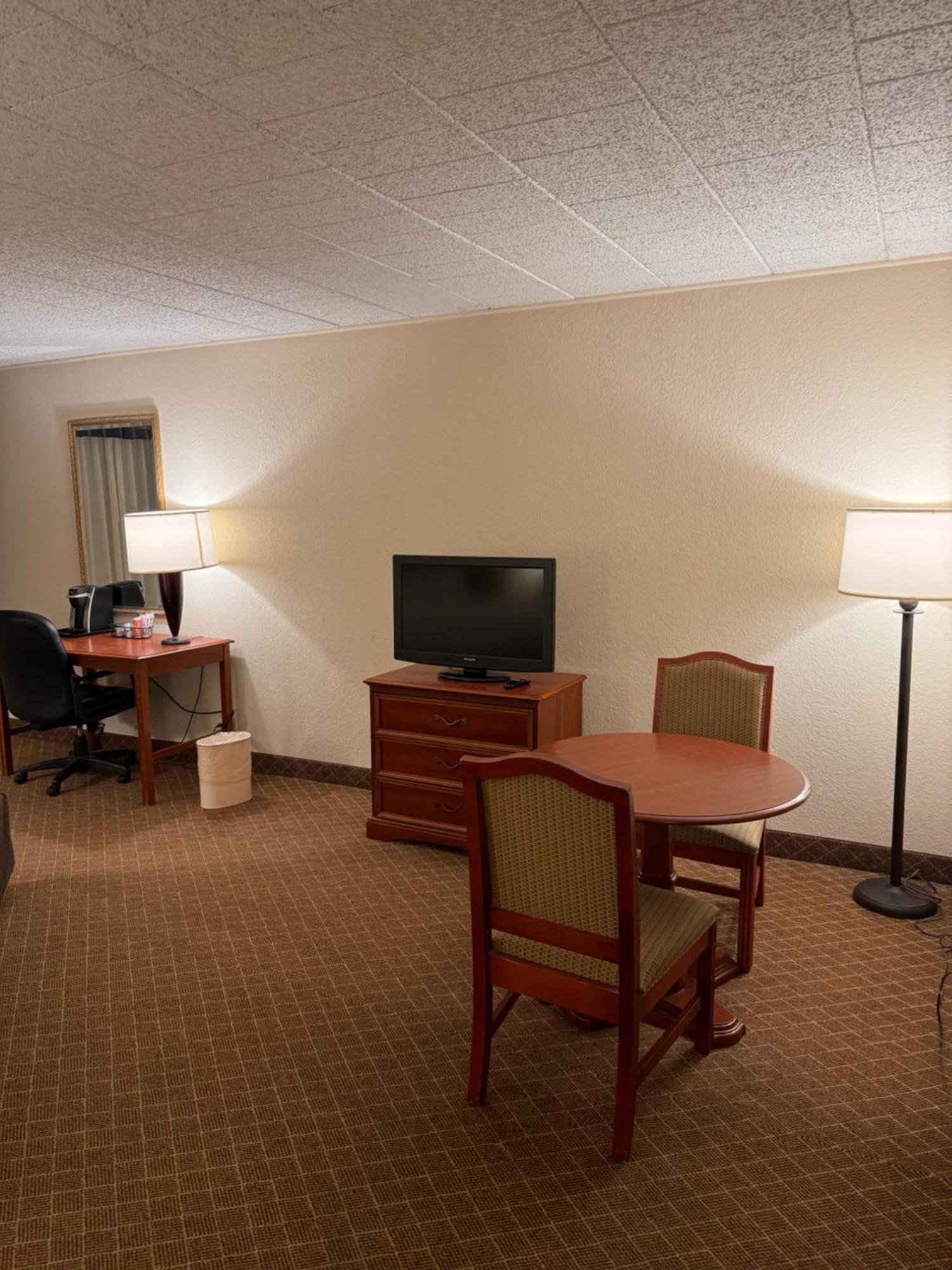 Clarion Inn Frederick Event Center Luaran gambar