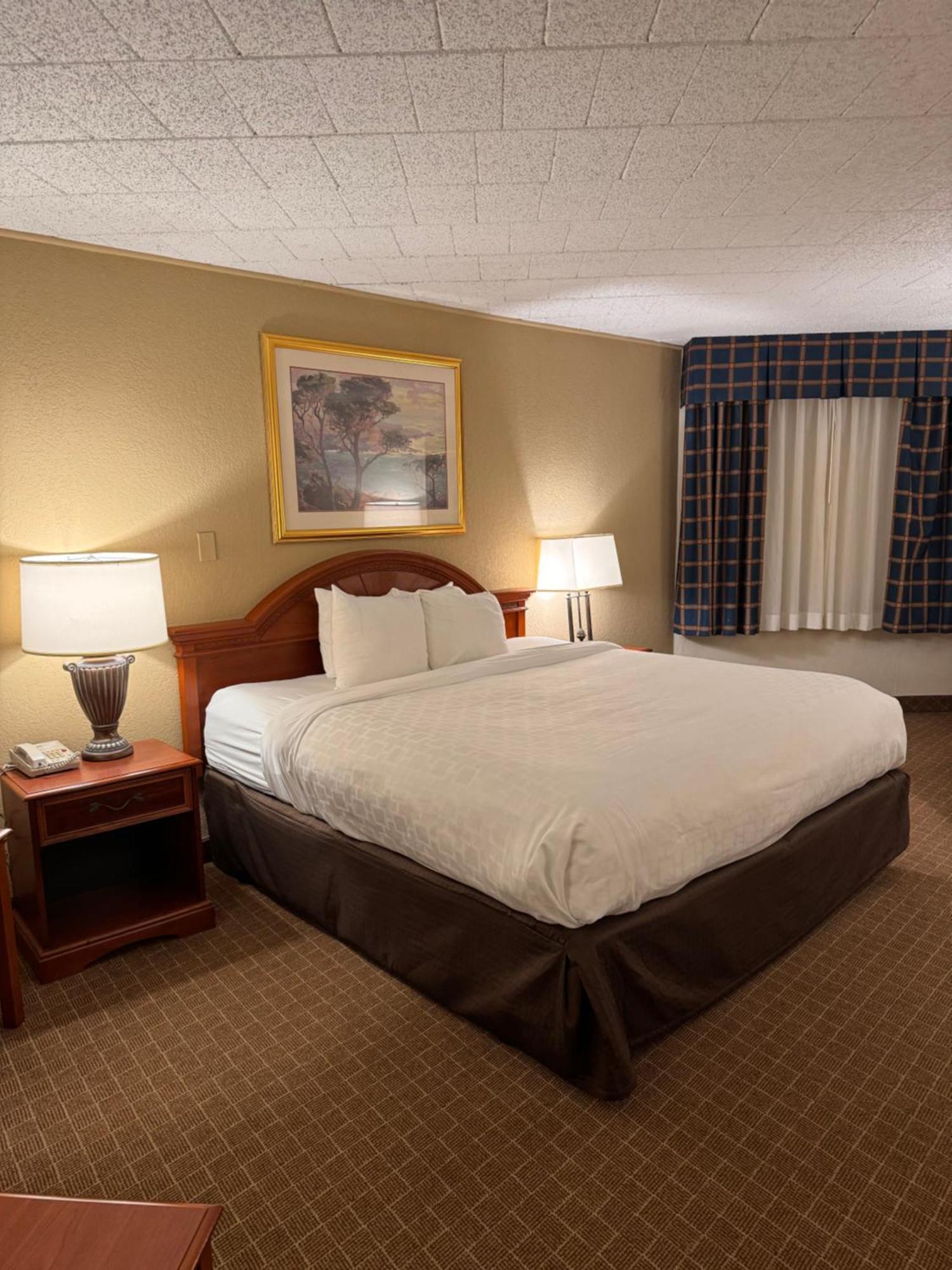Clarion Inn Frederick Event Center Luaran gambar
